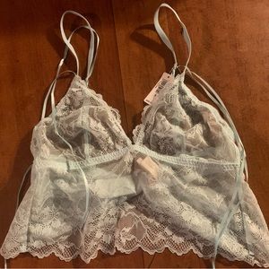 NWT GAP Love mint green lace bralette size small, super cute and sexy!